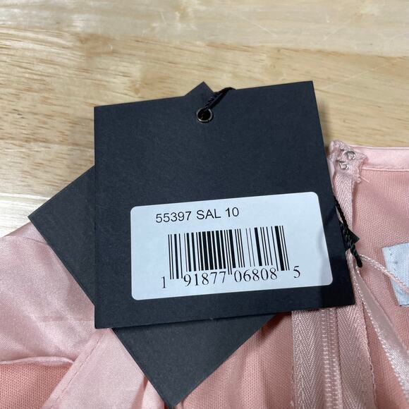 Mac Duggal NWT Long Sleeve Cold Shoulder Plunging Keyhole Neck Gown Pink Size 10 - Picture 5 of 9